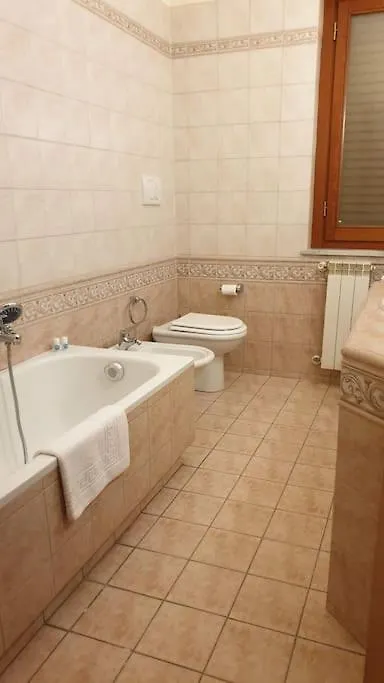 Gualandi 25 Apartamento Roma 0*,  Itália